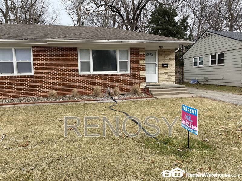 1417 Cummins Pkwy - Photo 3 of 16