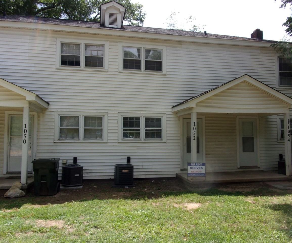 1052 Ebenezer Avenue Ext - Photo 2 of 13