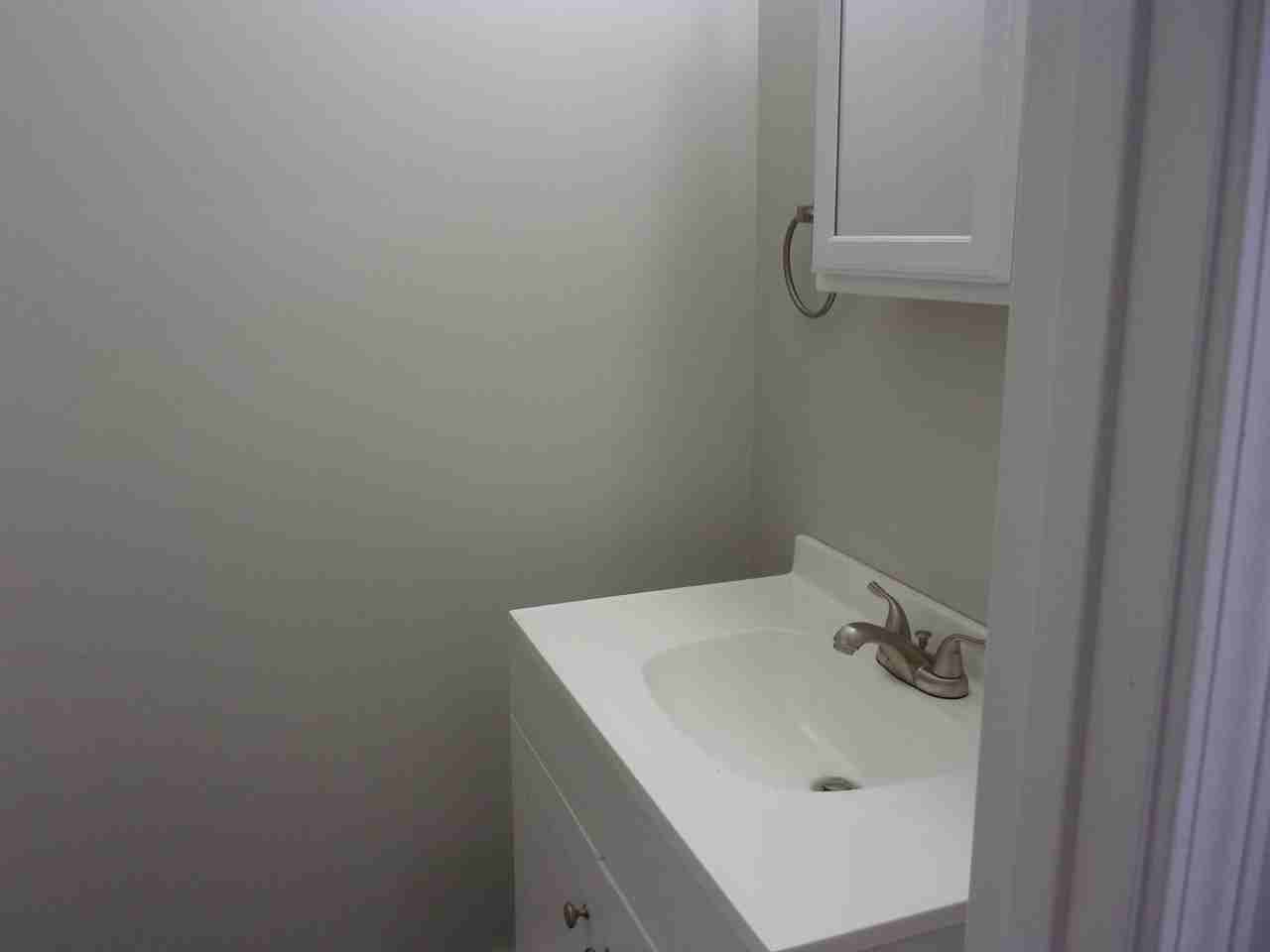 1052 Ebenezer Avenue Ext - Photo 6 of 13