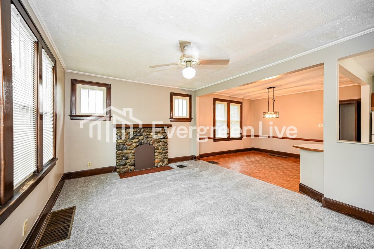 5320 Colerain Ave - Photo 3 of 15