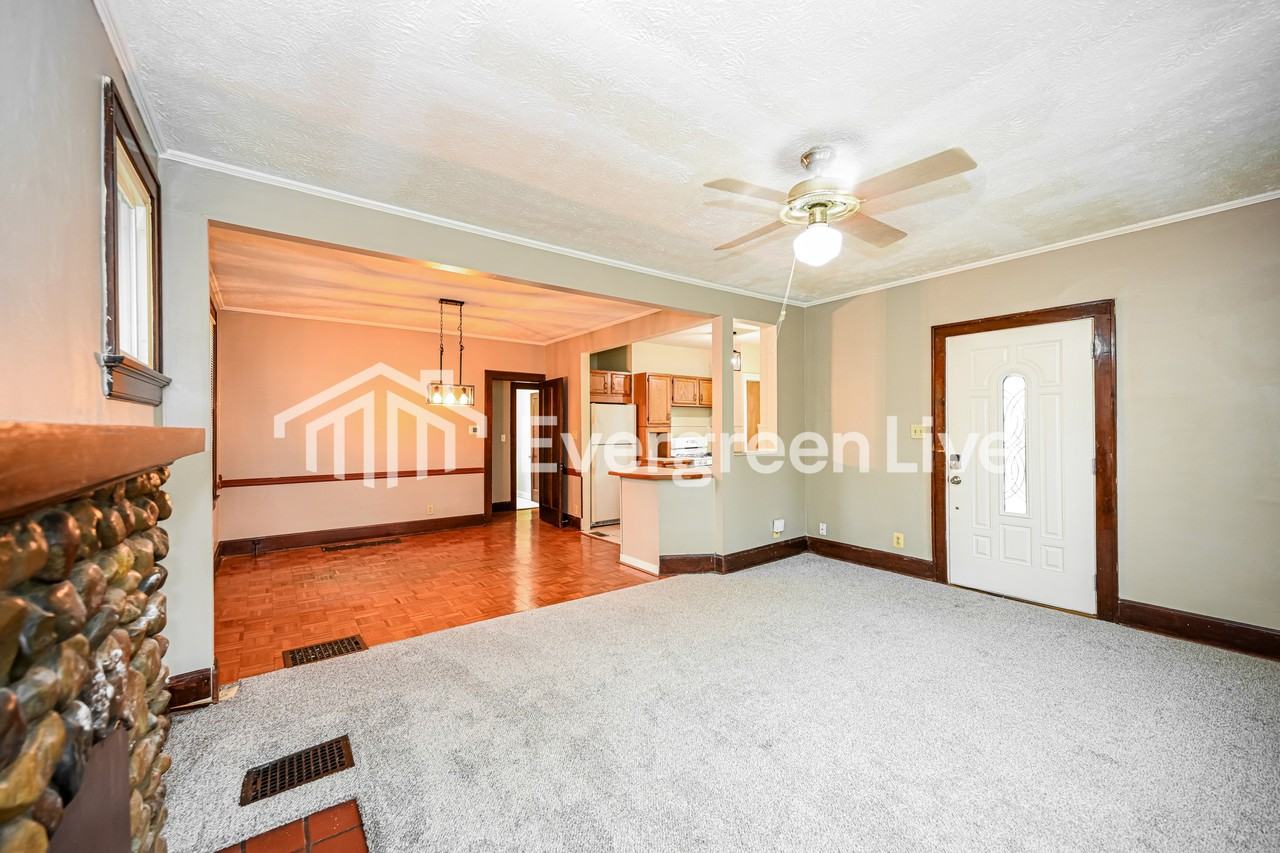 5320 Colerain Ave - Photo 4 of 15