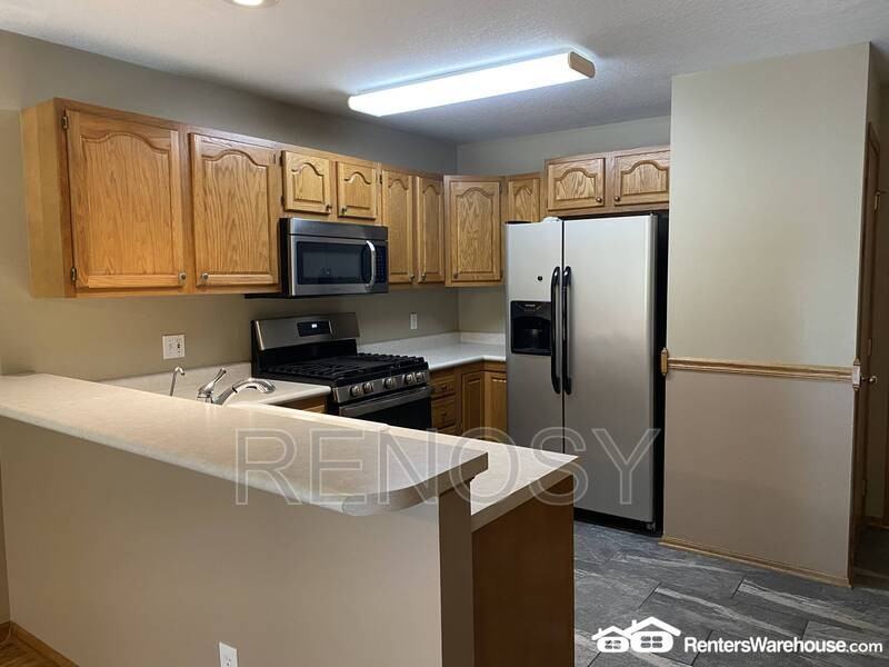 737 Kitterman Cir - Photo 5 of 22