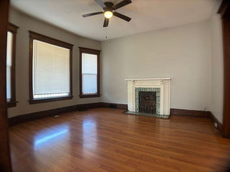 1010 N Elmwood Ave - Photo 4 of 13