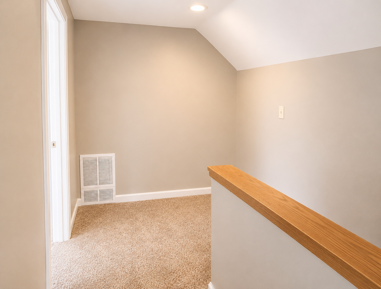 2092 Garfield Ave - Photo 7 of 10