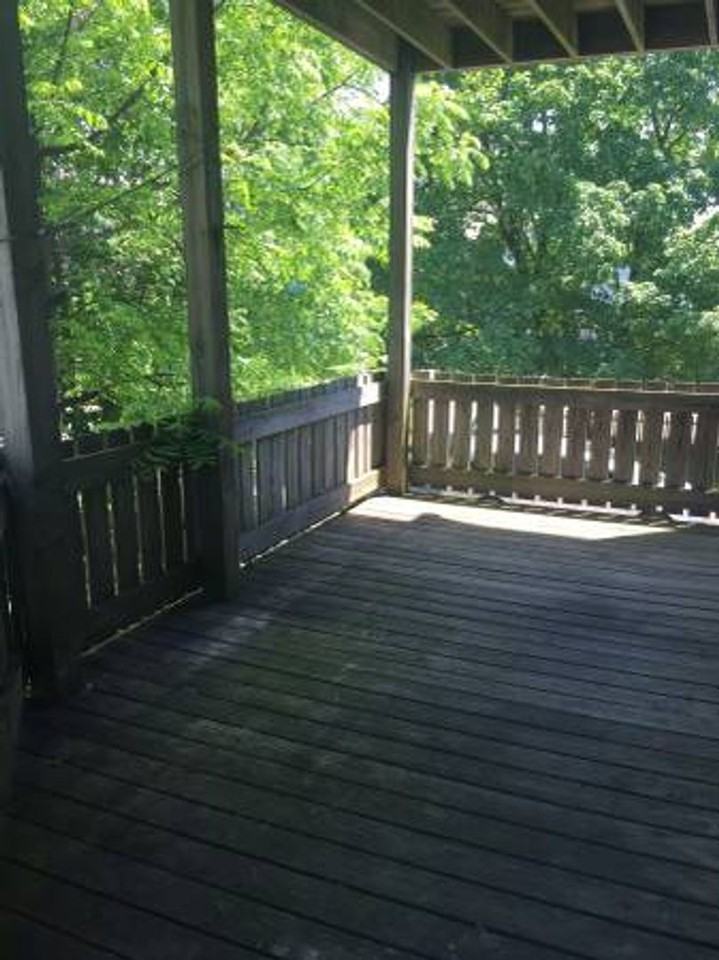 8 Adella Pl - Photo 3 of 5