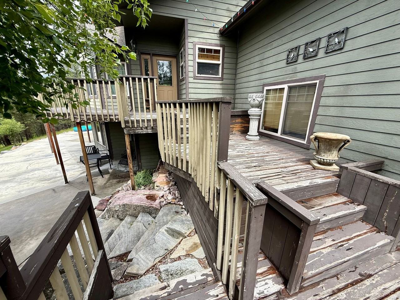 15284 Savik Ln - Photo 3 of 41