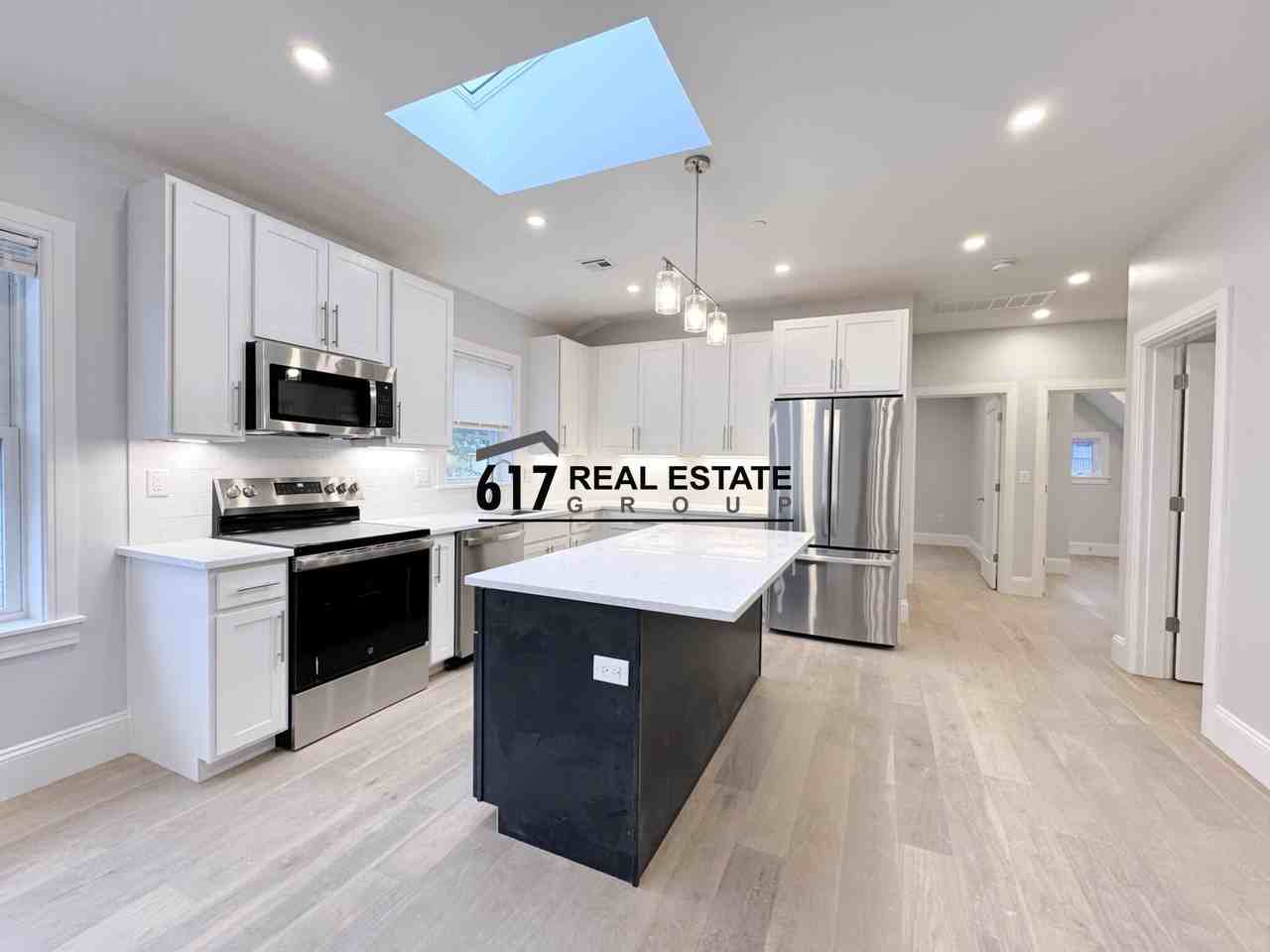 51 Fairbanks St #3