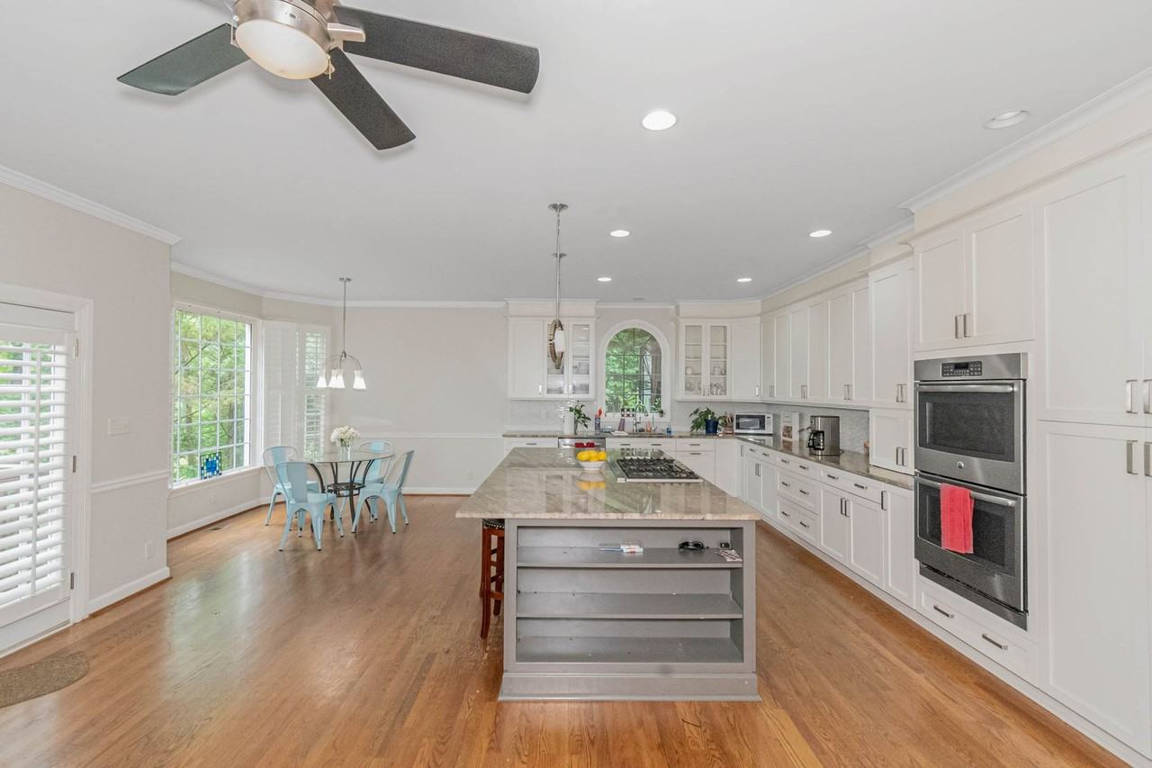 1450 Hillcrest Hts - Photo 2 of 49
