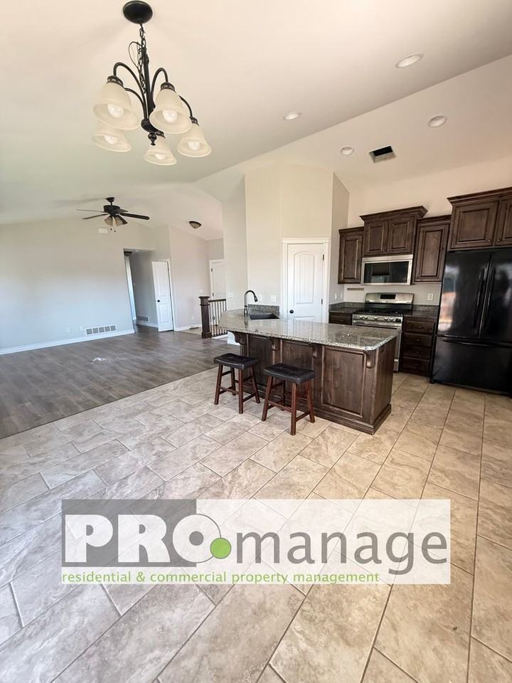 3996 3996 E. Deer Meadow Dr. - Photo 3 of 13