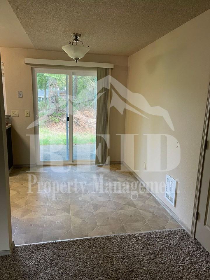 3217 Se Goldmaur Ct #B - Photo 6 of 27