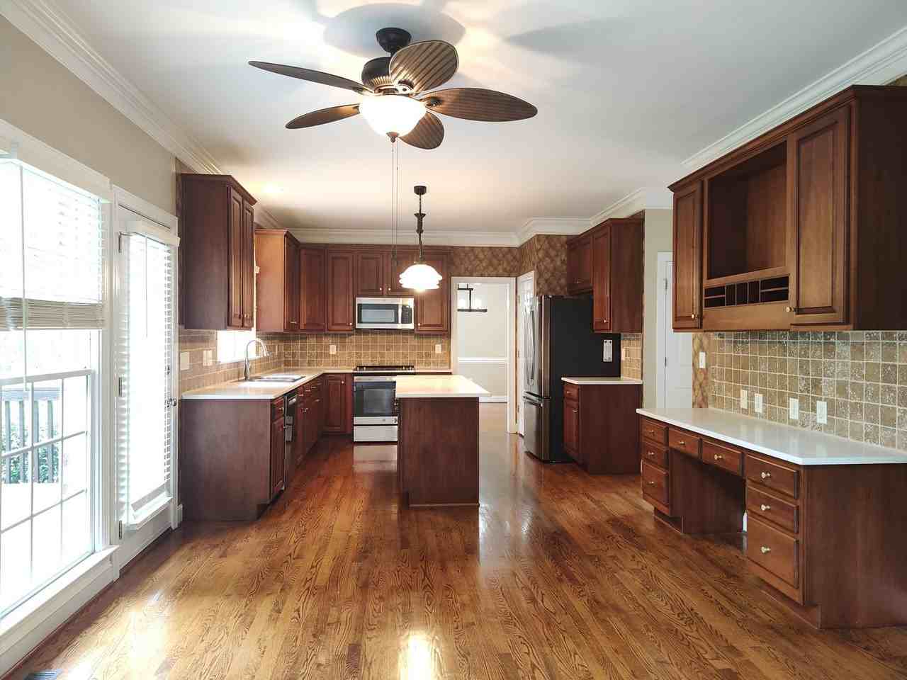 204 Limerick Dr - Photo 4 of 30