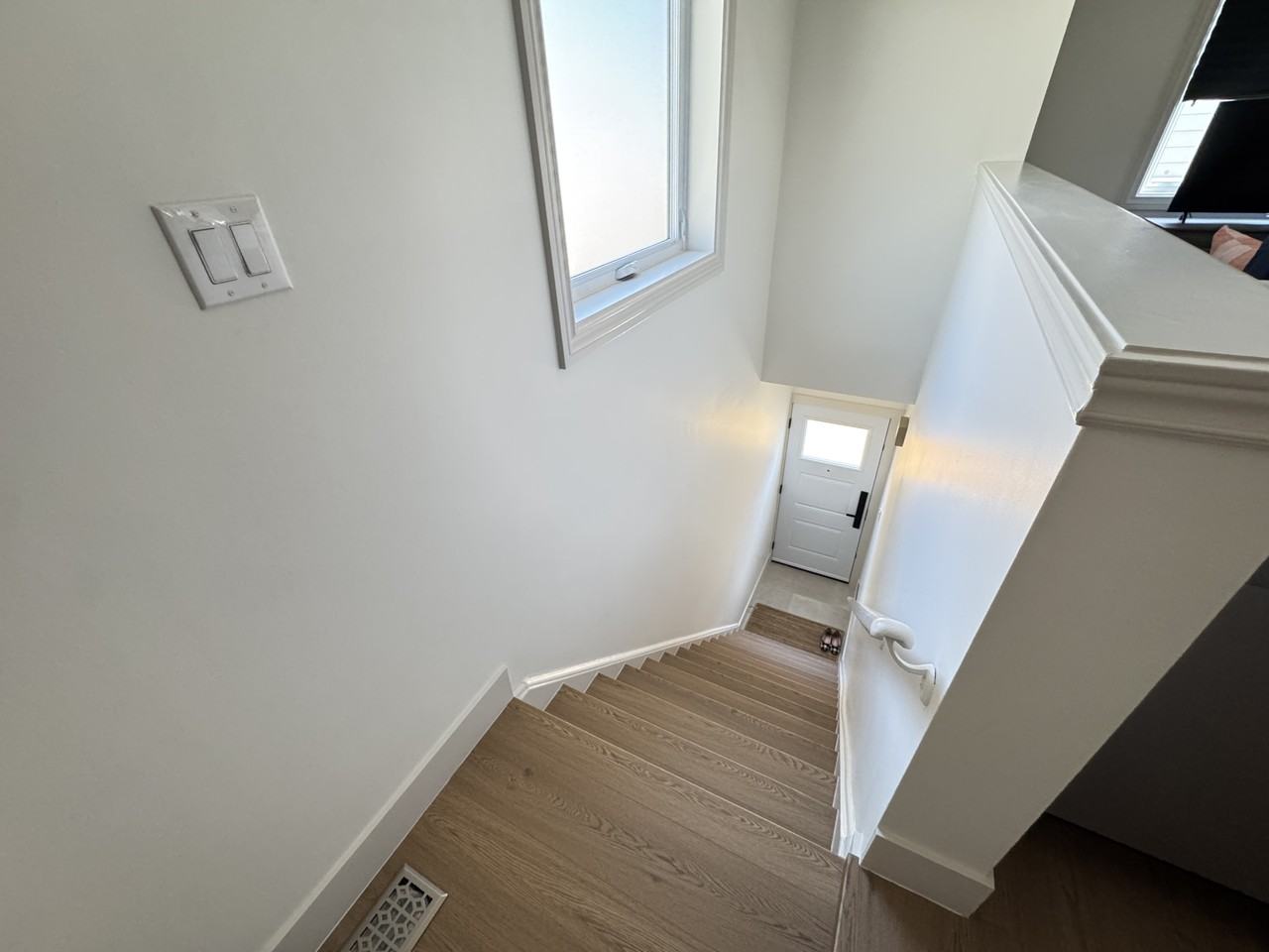26 Cardrew St - Photo 3 of 15