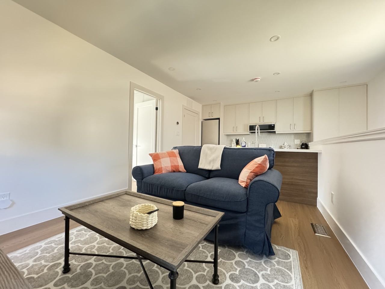 26 Cardrew St - Photo 4 of 15