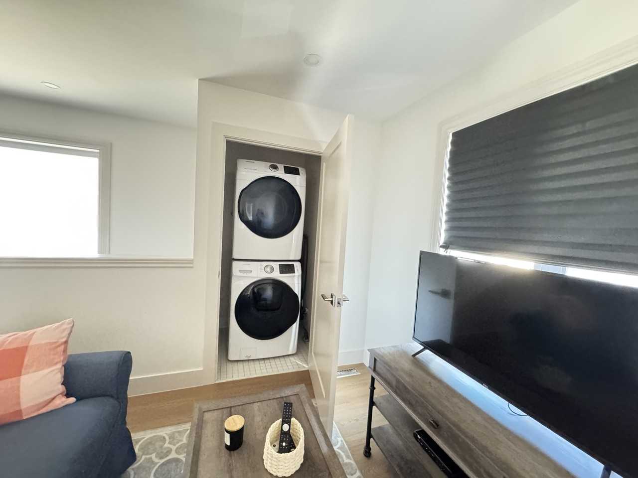 26 Cardrew St - Photo 5 of 15