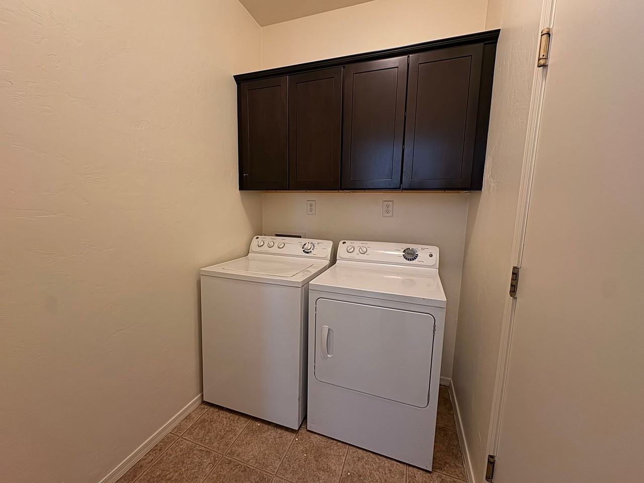 3467 N Boyce Spring Ln - Photo 7 of 16