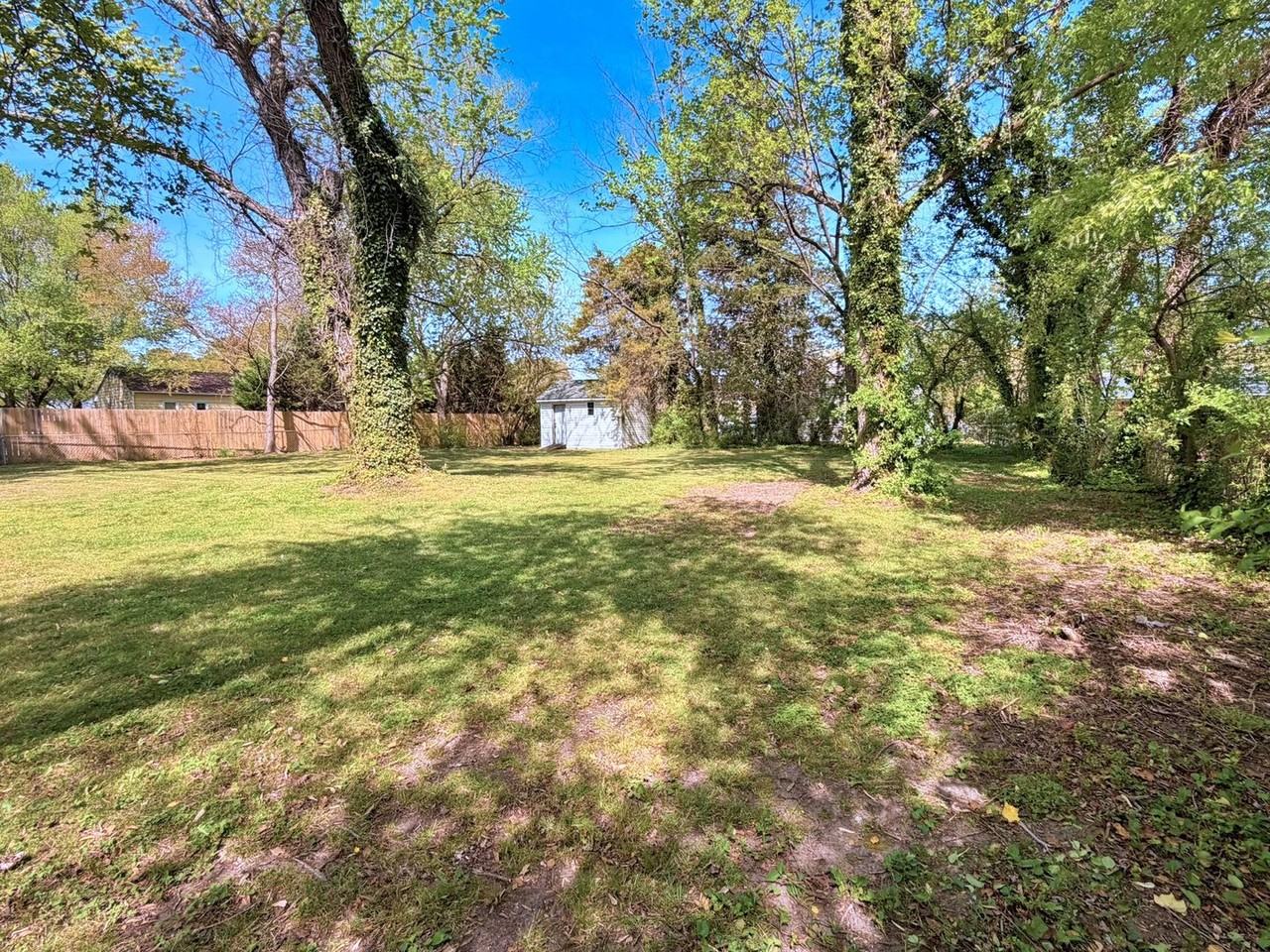 4838 Stanley Dr - Photo 5 of 33