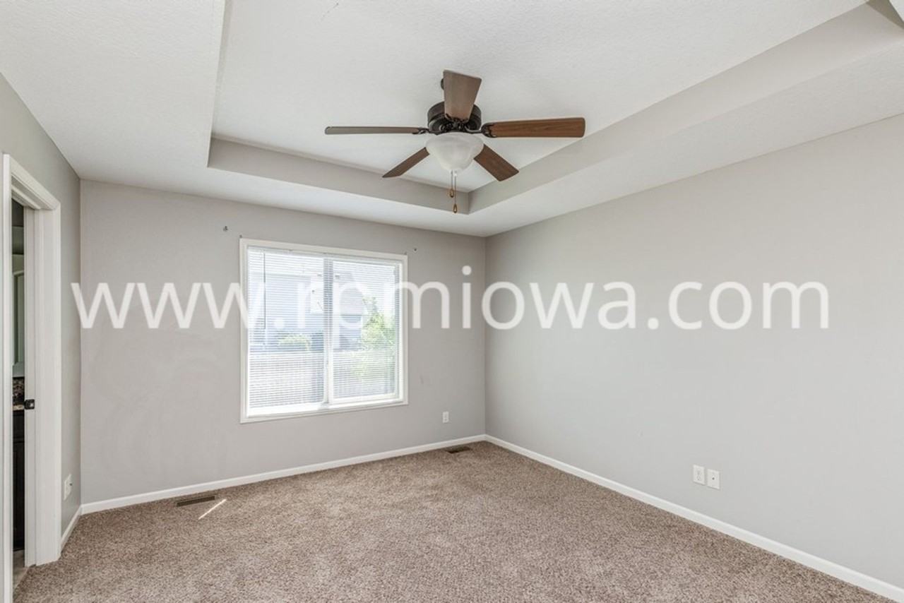 3709 Nw Kline St - Photo 4 of 18