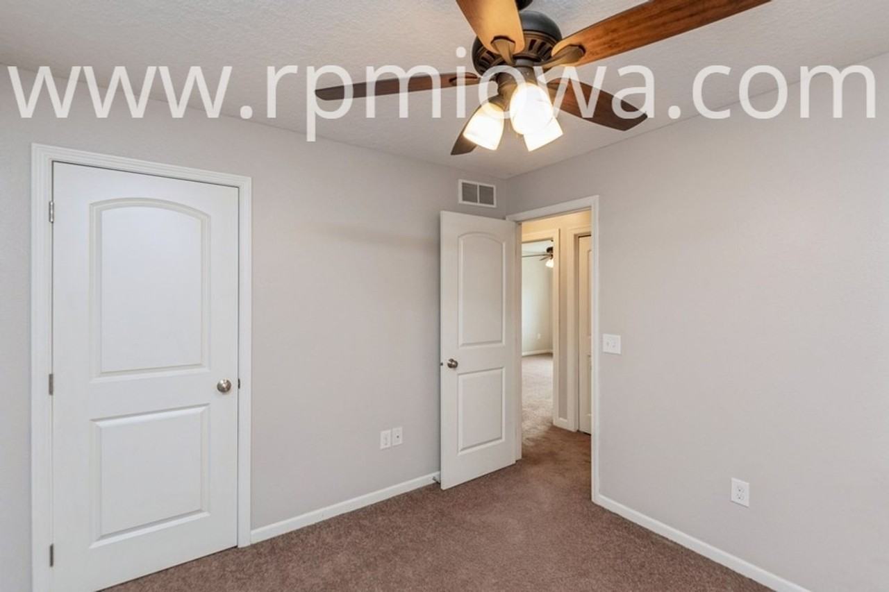 5016 Ne Innsbruck Dr - Photo 7 of 18
