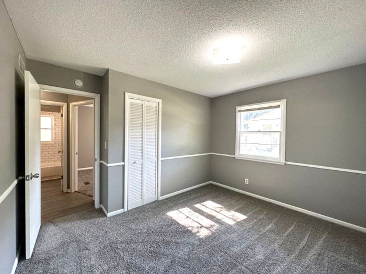 1318 Sw Lynn Dr - Photo 5 of 20