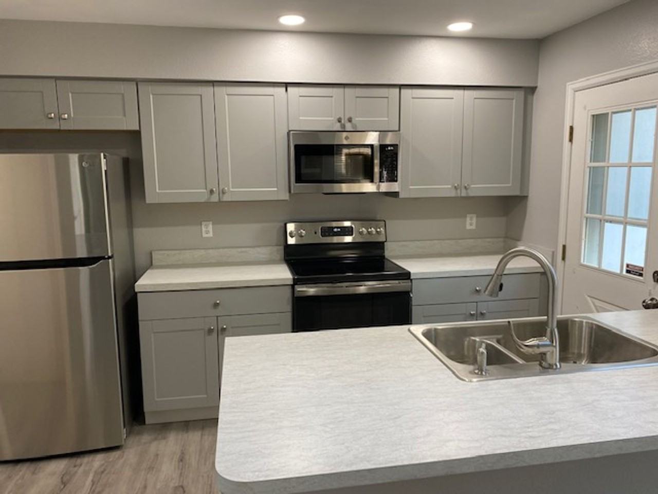 8393 W 90th Pl - Photo 2 of 25