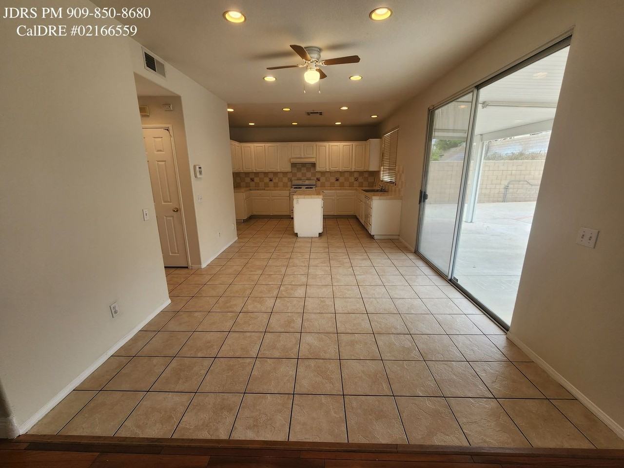 15752 Home Ct - Photo 4 of 20