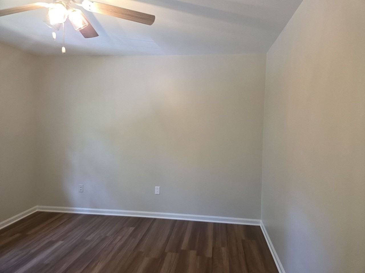 1176 Pine Haven Ct - Photo 4 of 8
