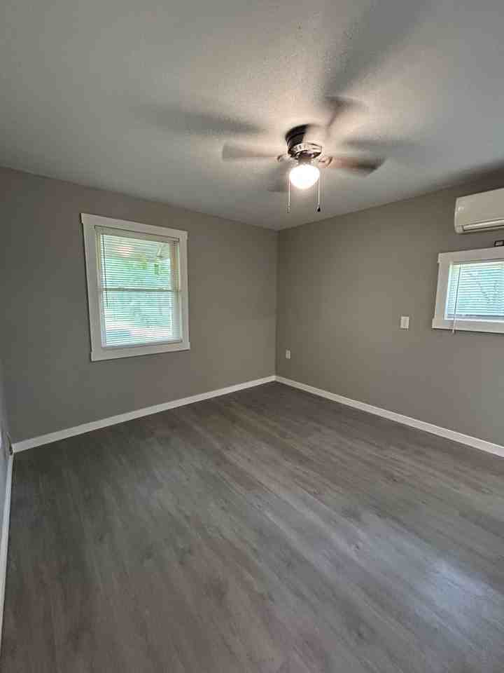 2379 Locust Road - Photo 5 of 18
