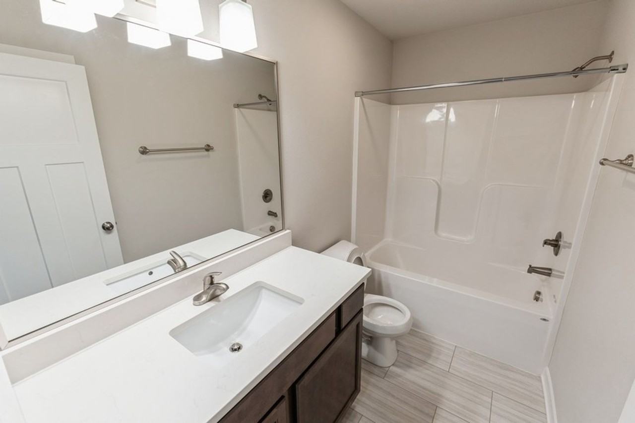 3101 Ne 2nd Ln - Photo 5 of 15
