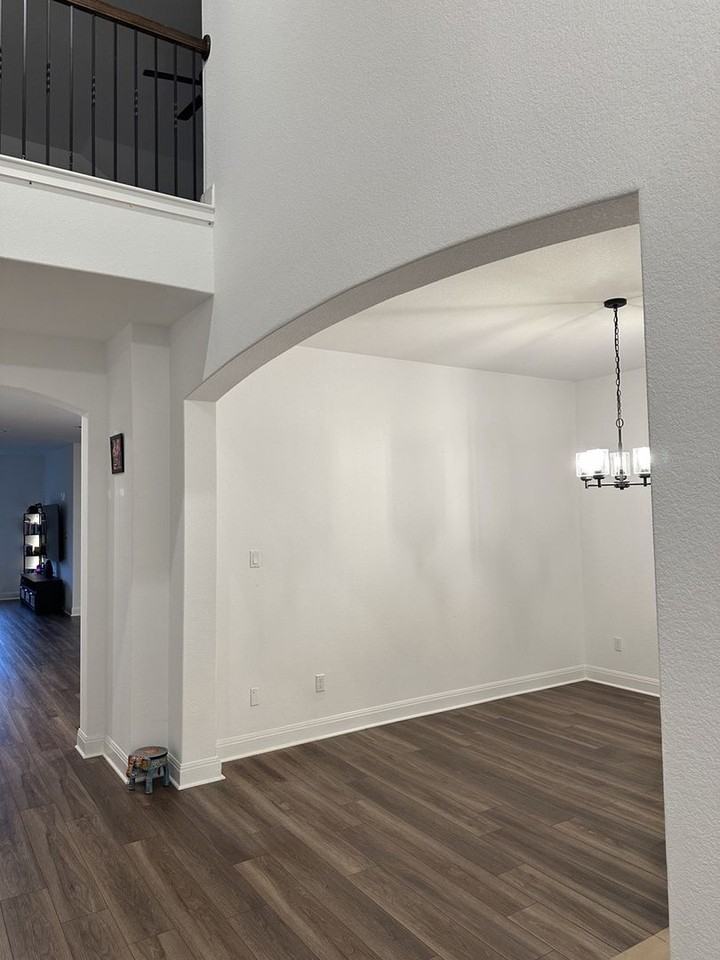 240 Canyoncrest Way - Photo 5 of 43