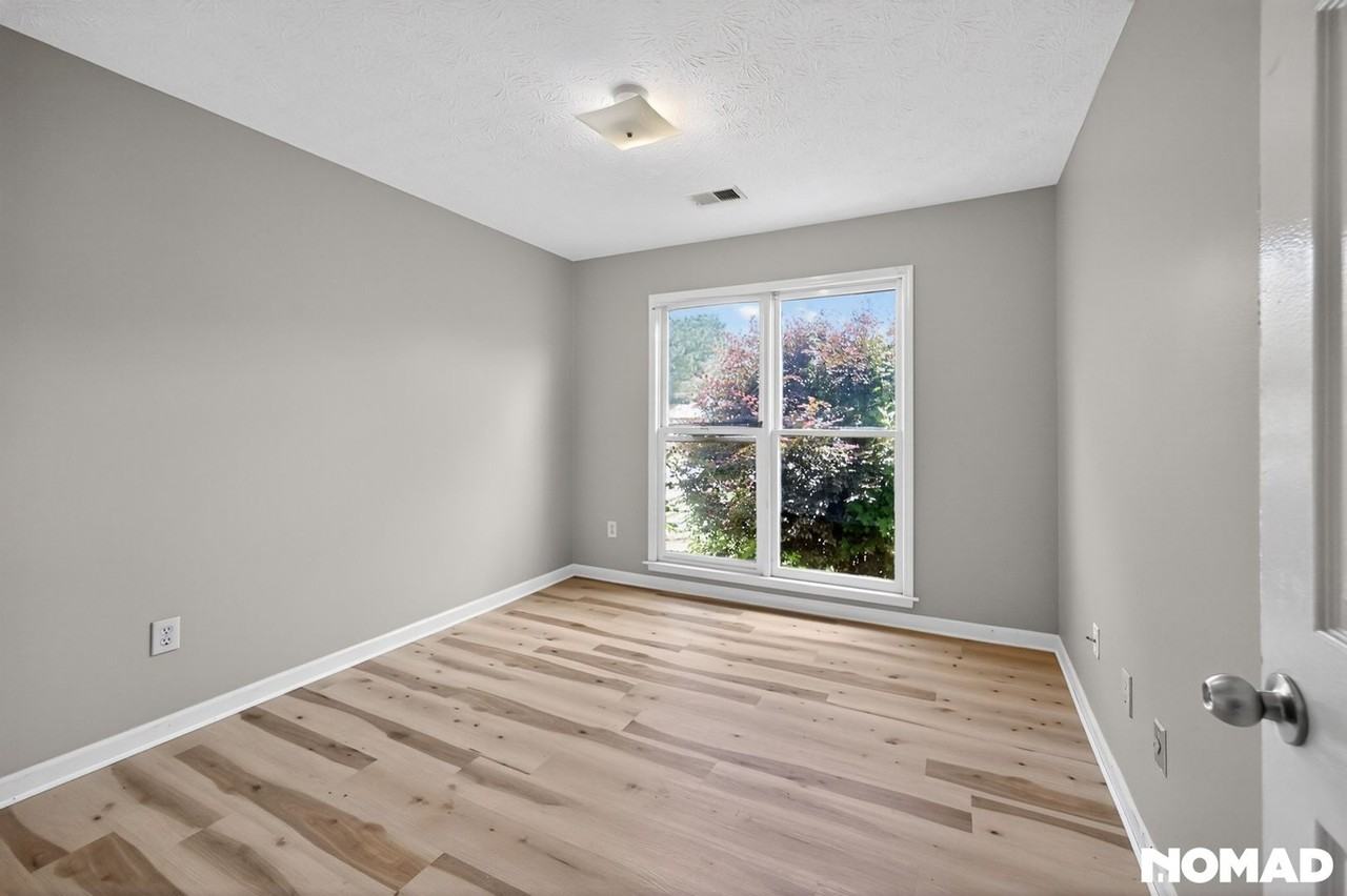 2112 Fairway Ct Se - Photo 5 of 16