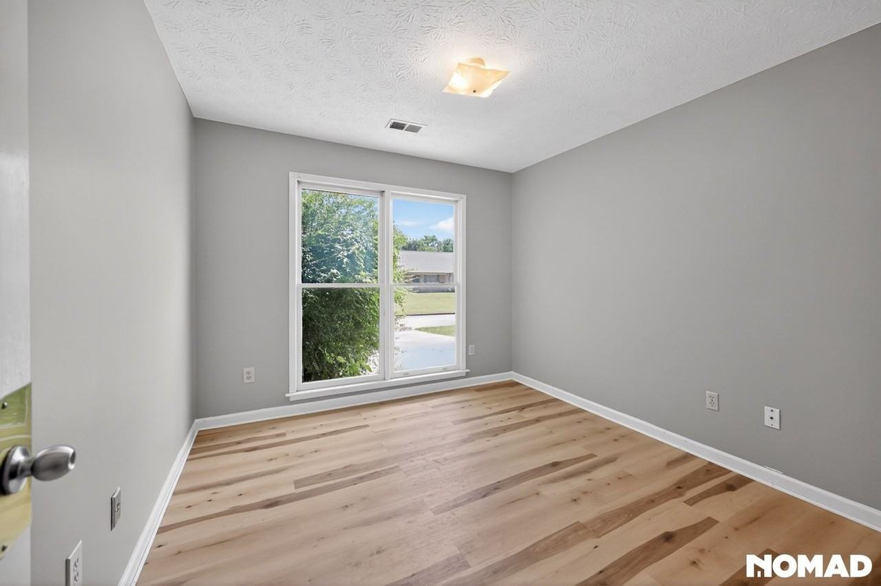 2112 Fairway Ct Se - Photo 6 of 16