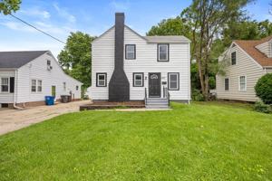 featured image of 2317 47th St