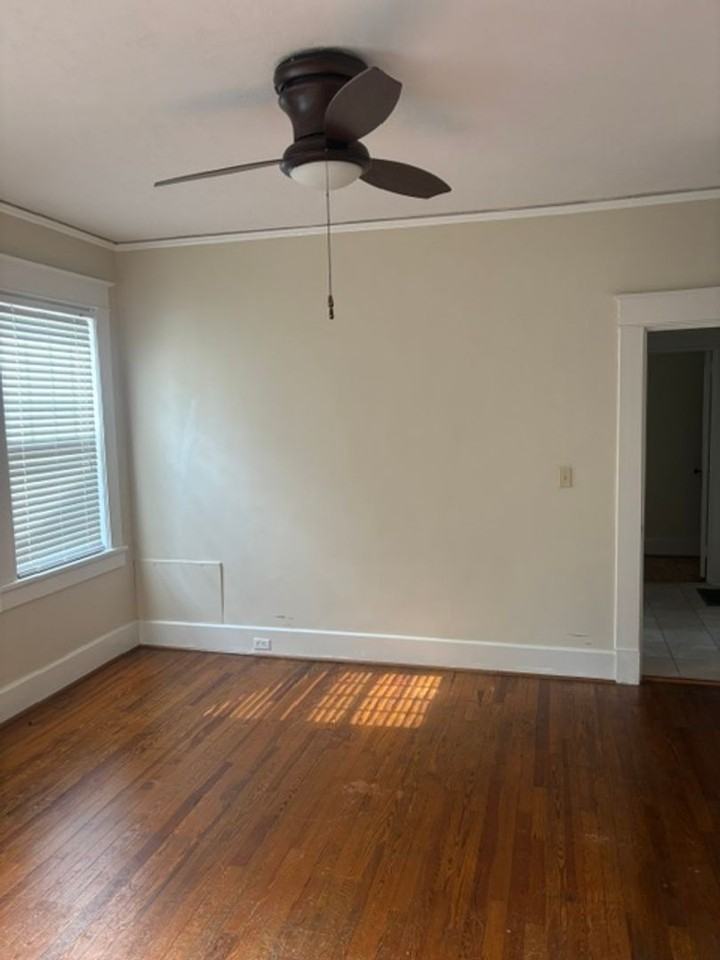 1829 Mcdowell St - Photo 2 of 12