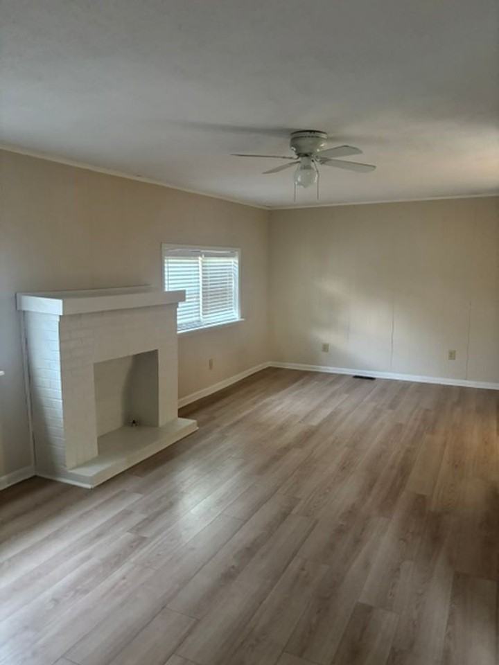 1829 Mcdowell St - Photo 5 of 12