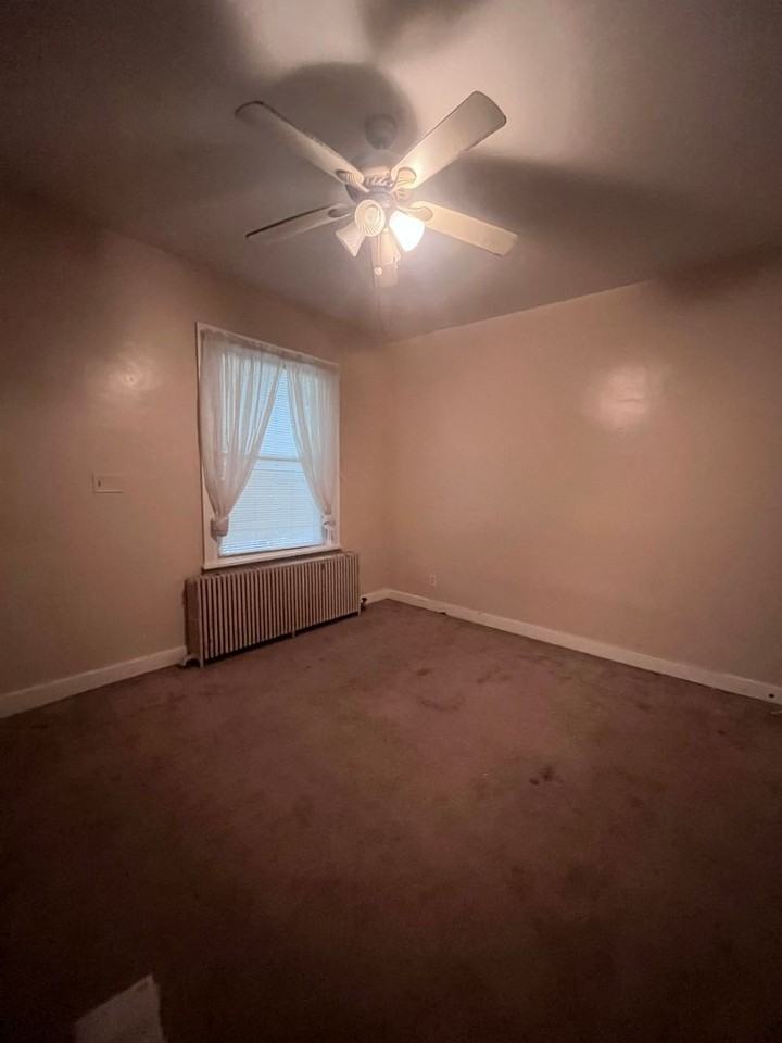 176 176 C D Washington Ave - Photo 3 of 7