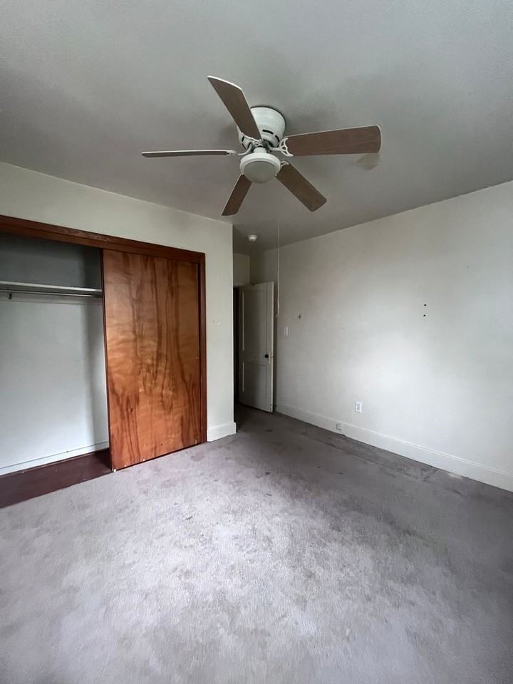 176 176 C D Washington Ave - Photo 6 of 7
