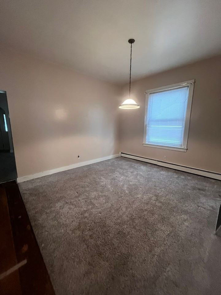 176 176 C D Washington Ave - Photo 7 of 7