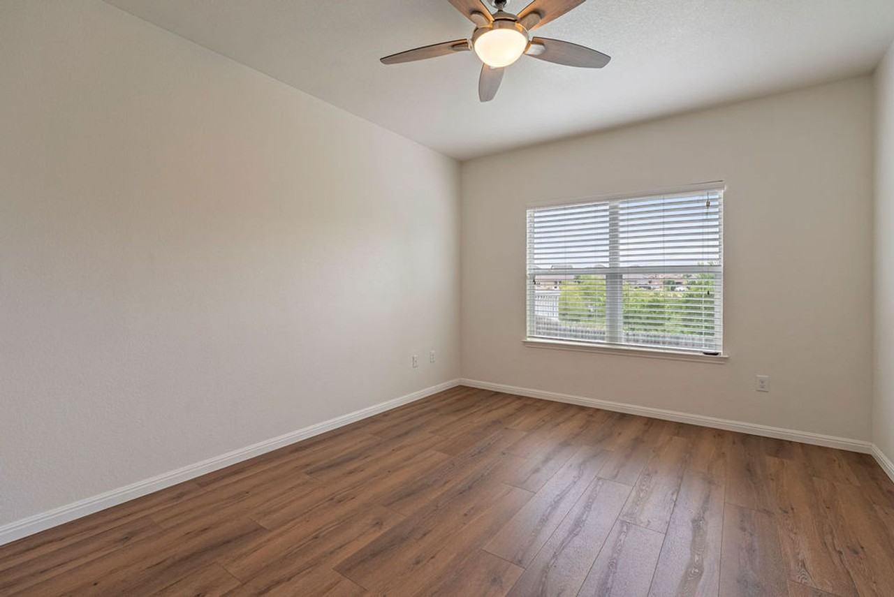 3304 Ortman Dr - Photo 7 of 21