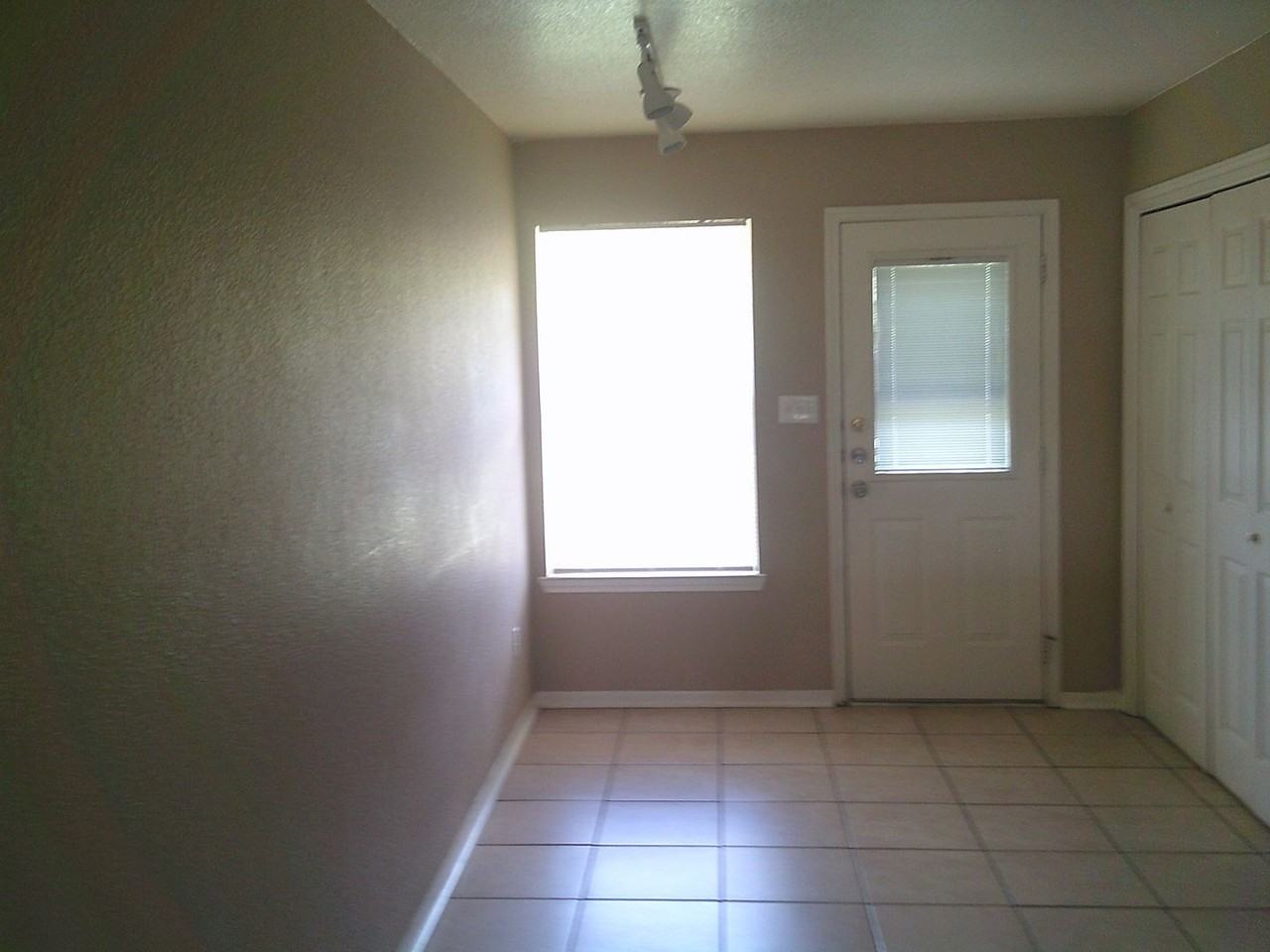 3511 Westwood Dr #B - Photo 5 of 23