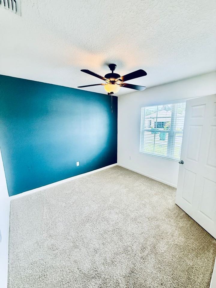 465 Sorrento Dr - Photo 3 of 26