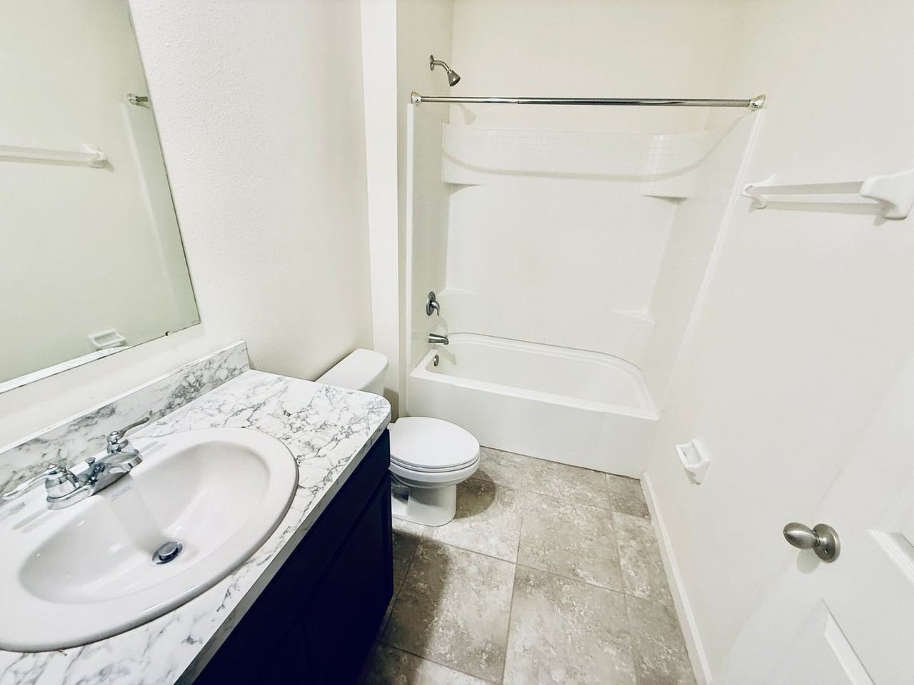 465 Sorrento Dr - Photo 5 of 26