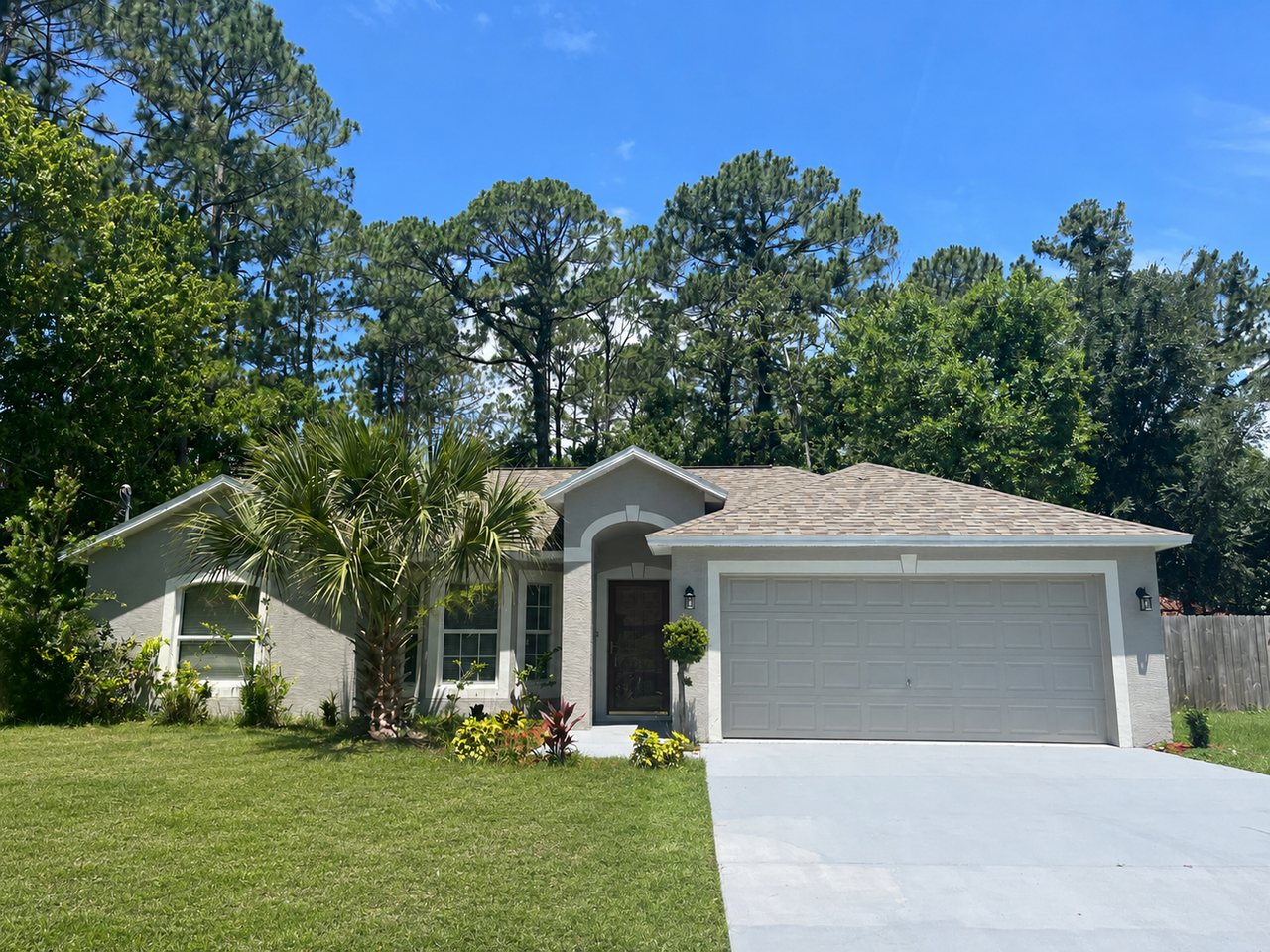 15 Postman Ln