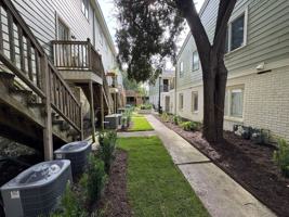 featured image of 408 408 - 419 East Gaston Street