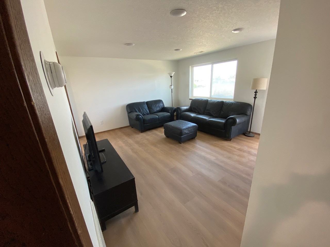 332 W 25 N - Photo 5 of 12