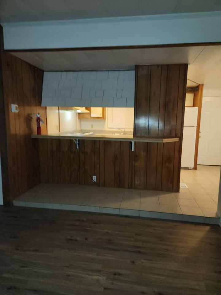 1125 2nd Ave - Photo 6 of 26