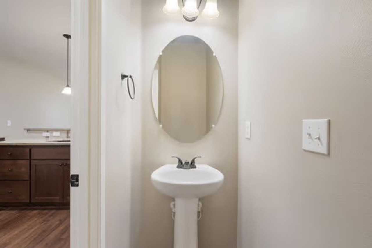 2630 Ne 131st Ct - Photo 6 of 17