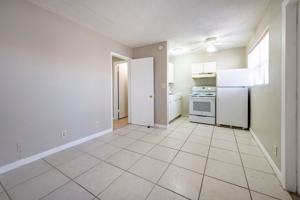 featured image of 1146 Ne 3rd Ave