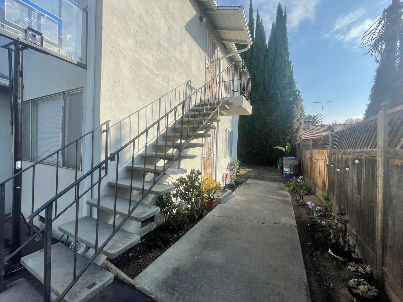 462 N 7th St #AC - Photo 4 of 17