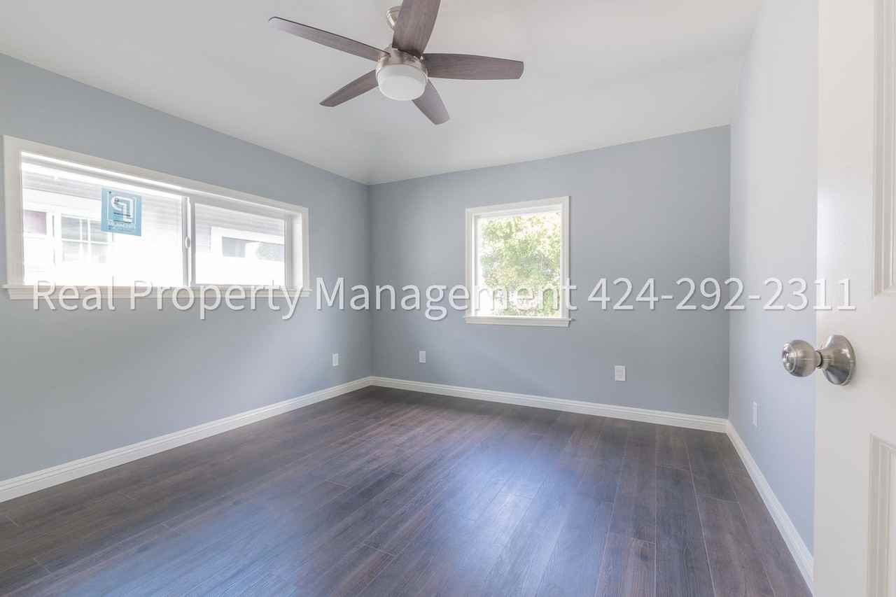 1354 E 23rd St - Photo 5 of 28