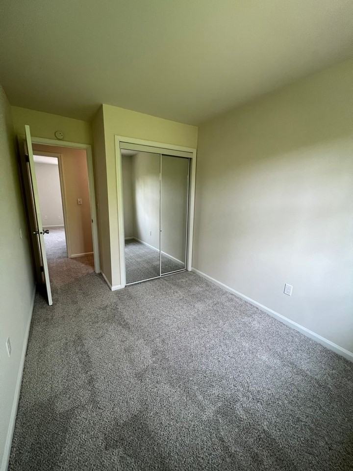 509 Old Forge Dr - Photo 7 of 21